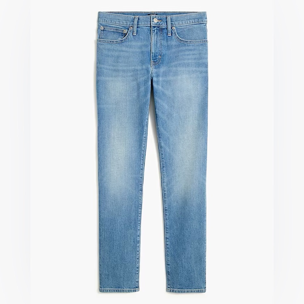 J.Crew men’s 34x32 straight fit jeans in signature flex, light wash